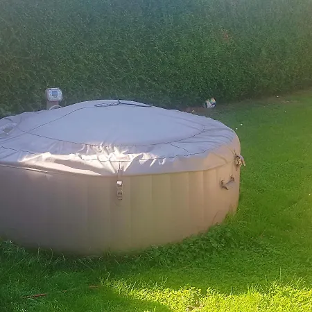 Maison De 3 Chambres Avec Piscine Privee Jardin Clos Et Wifi A * Warcq